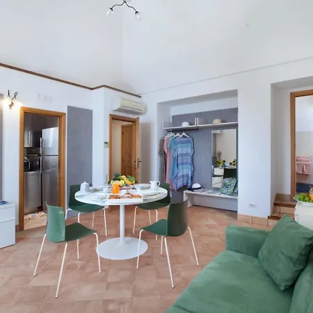 Estate4home - La Casa Di Lia Appartement *