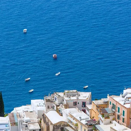 Estate4home - La Casa Di Lia Apartmán