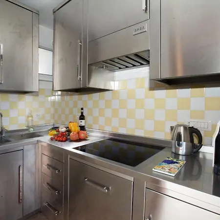 Estate4home - La Casa Di Lia Apartmán